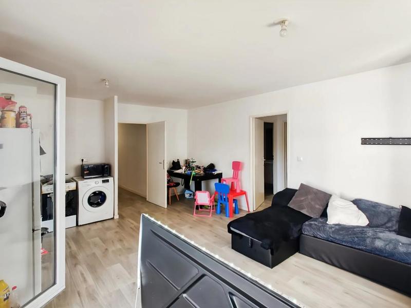 Appartement - 81 m² - 4 pièces