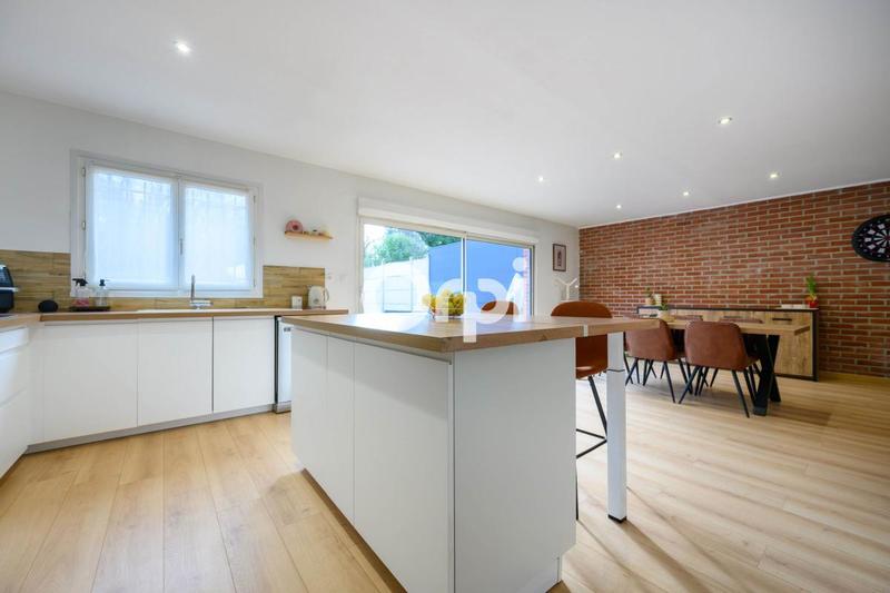 Maison - 145 m² - 4 pièces