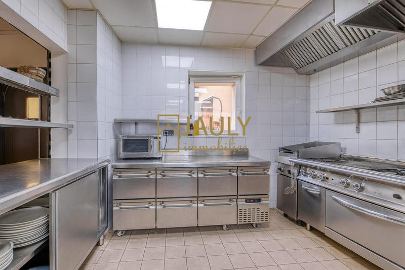 Fonds de commerce - 382 m²