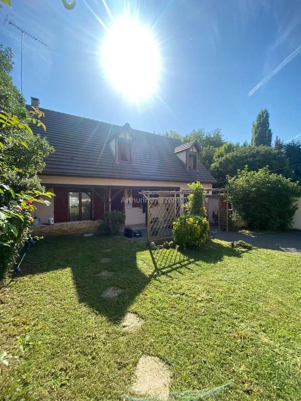 Maison - 139 m² - 6 pièces