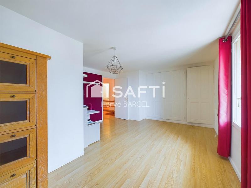 Maison - 279 m² - 12 pièces