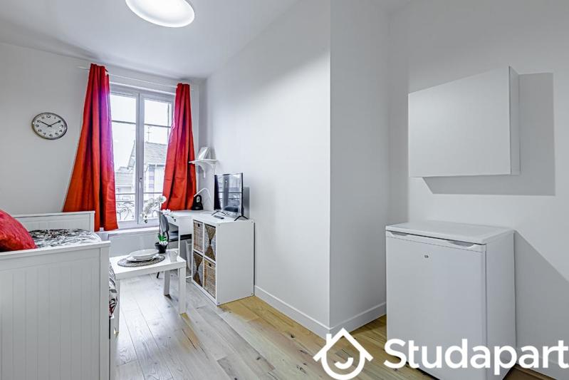 Chambre - 12 m² - 1 pièce