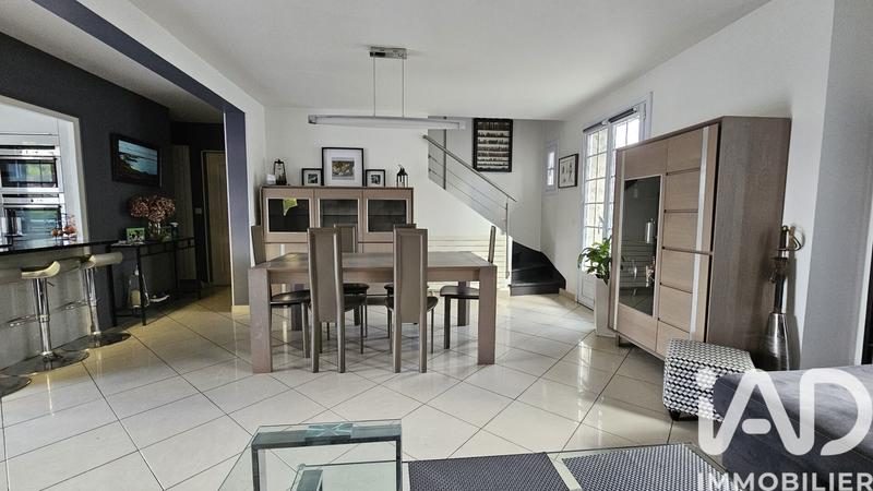 Maison - 150 m² - 6 pièces