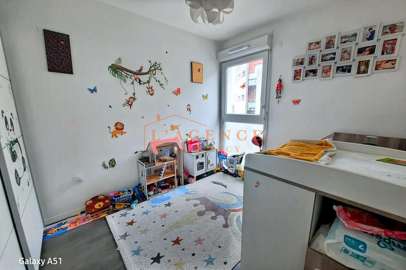 Appartement - 61 m² - 3 pièces