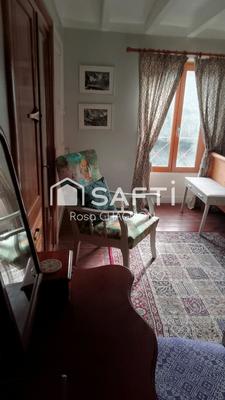 Maison - 270 m² - 10 pièces