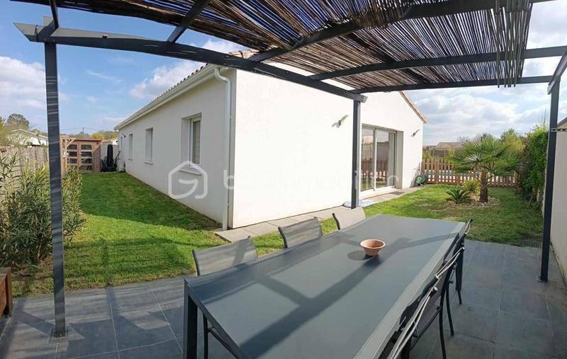 Maison - 105 m² - 4 pièces