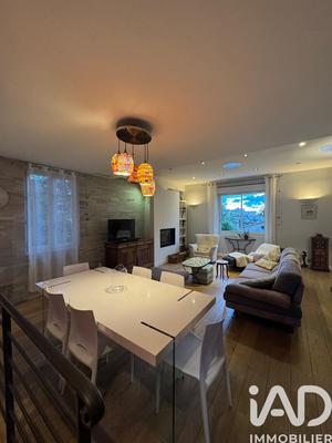 Maison - 160 m² - 8 pièces