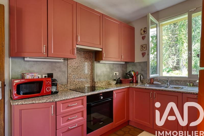 Maison - 180 m² - 6 pièces