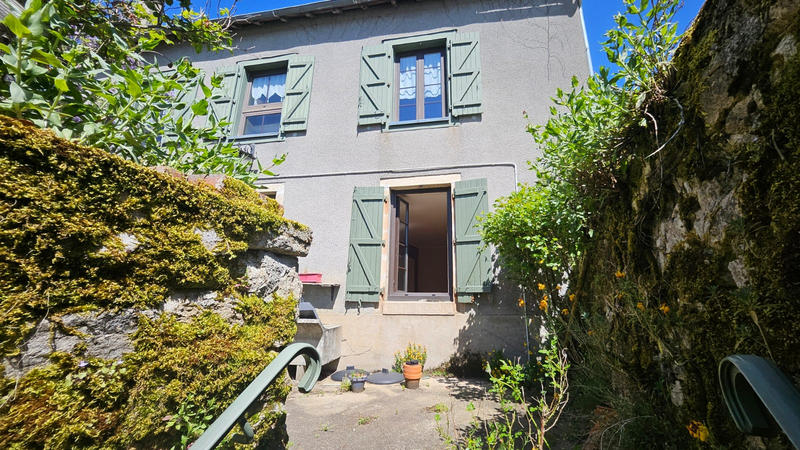 Maison - 164 m² - 8 pièces