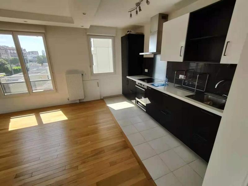 Appartement - 76 m² - 4 pièces