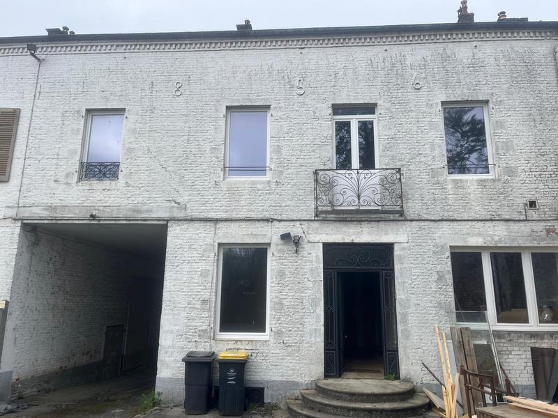 Immeuble - 170 m² - 10 pièces