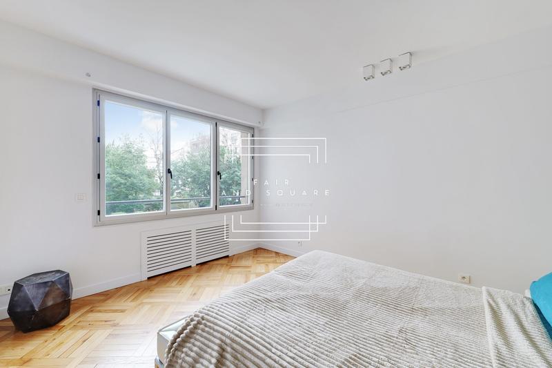 Appartement - 90 m² - 4 pièces