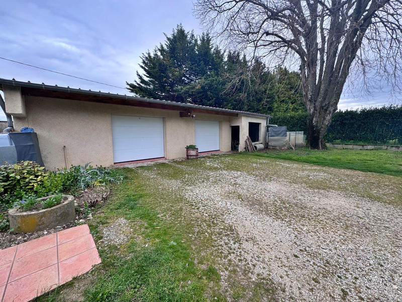 Maison - 246 m² - 8 pièces