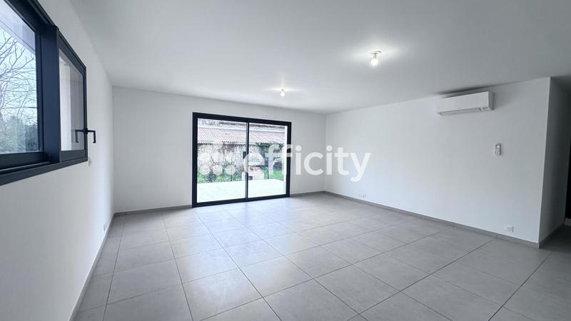 Pavillon - 100 m² - 4 pièces