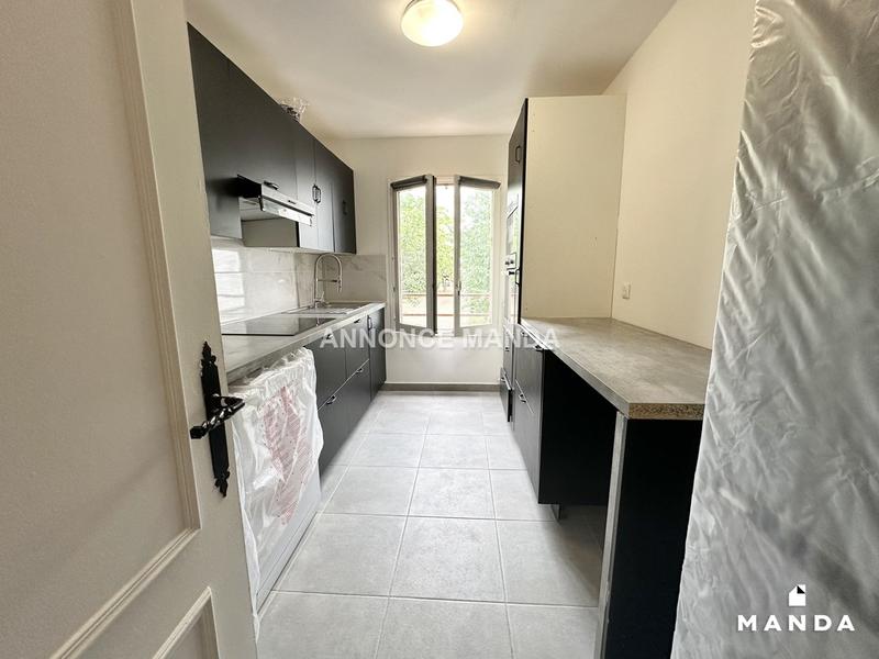 Chambre - 16 m² - 5 pièces