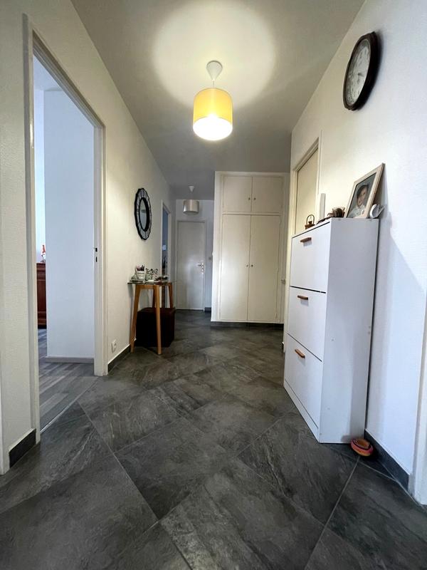 Appartement - 79 m² - 4 pièces