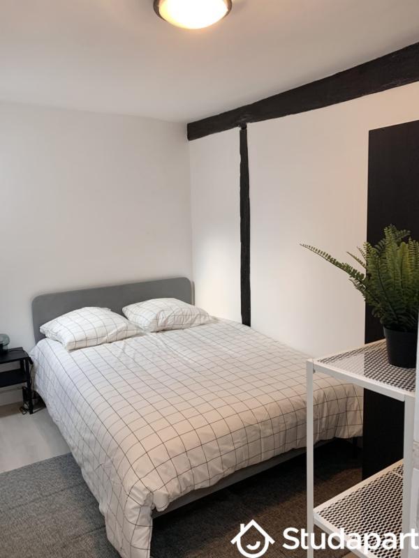 Chambre - 15 m² - 1 pièce