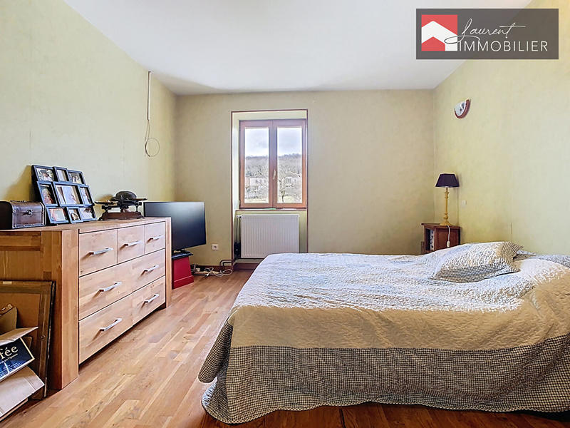 Maison - 192 m² - 5 pièces