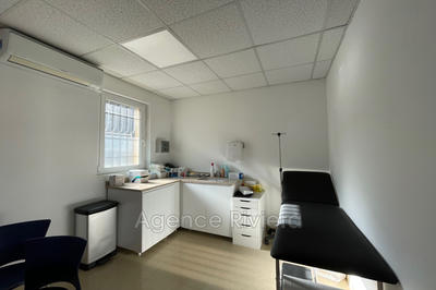 Fonds de commerce - 97 m²