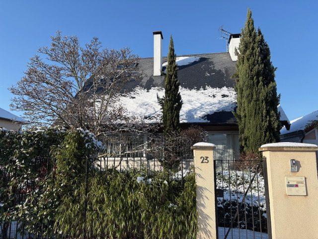 Maison contemporaine - 280 m² - 8 pièces