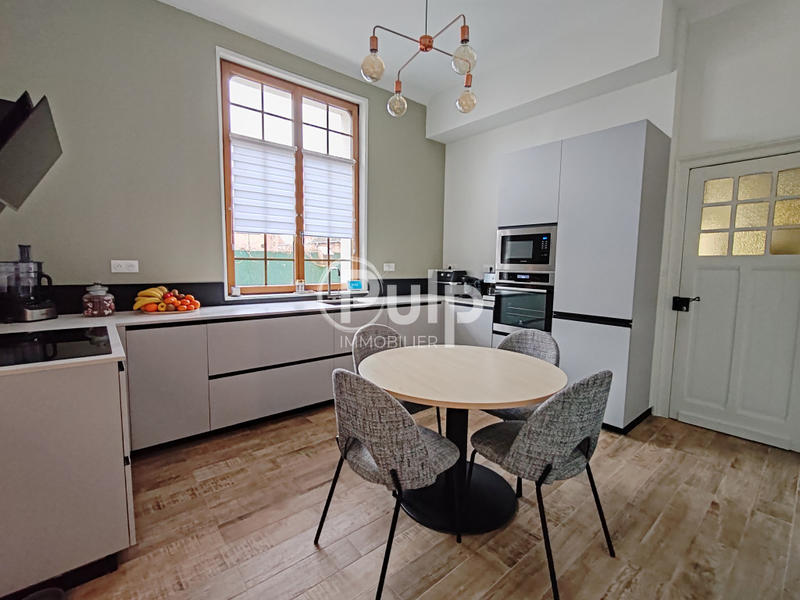 Maison de maîtres - 390 m² - 12 pièces