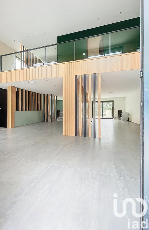 Maison de maîtres - 247 m² - 10 pièces