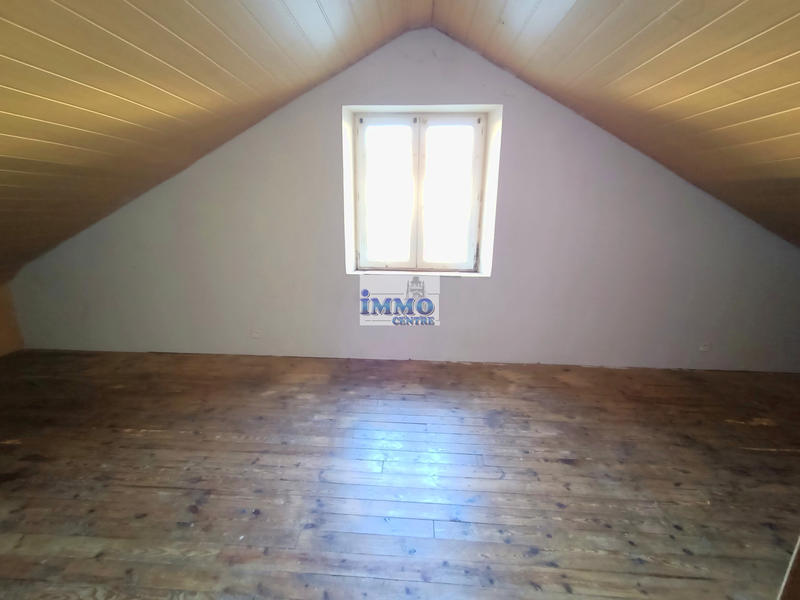 Maison - 85 m² - 5 pièces