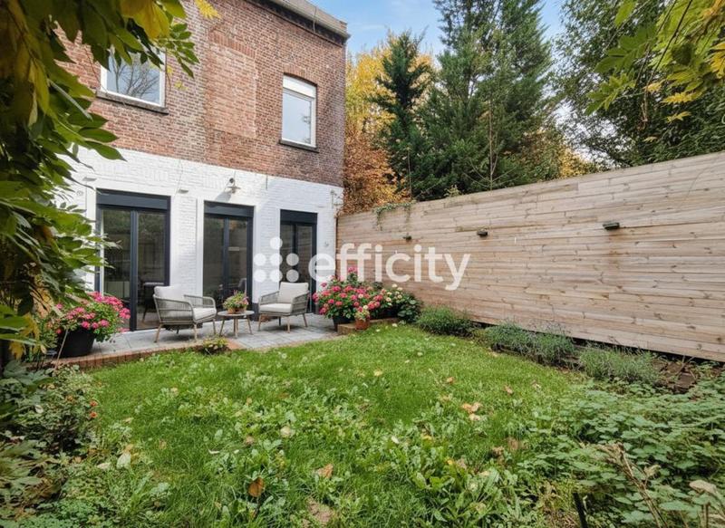 Maison - 105 m² - 5 pièces