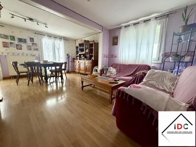 Maison - 86 m² - 4 pièces