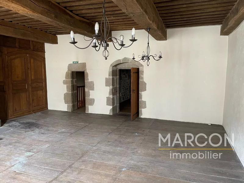 Maison - 190 m² - 5 pièces