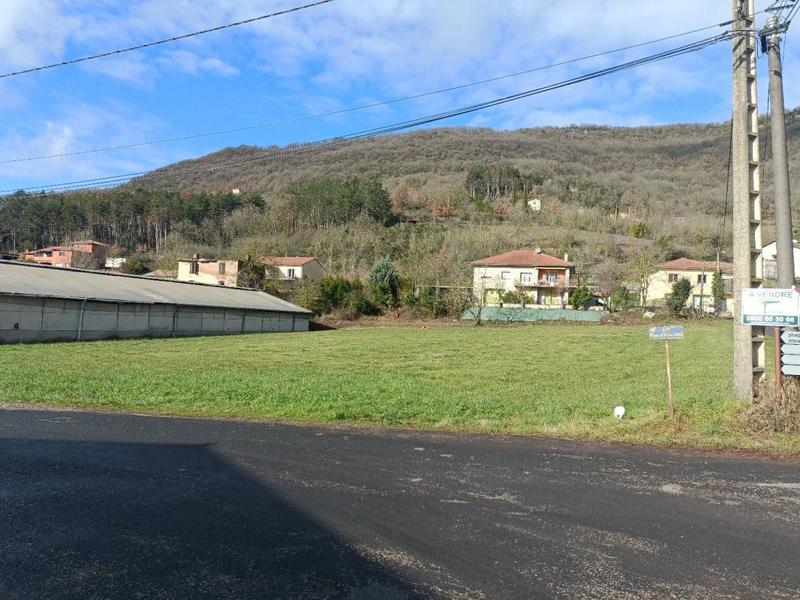 Terrain industriel - 4 838 m²