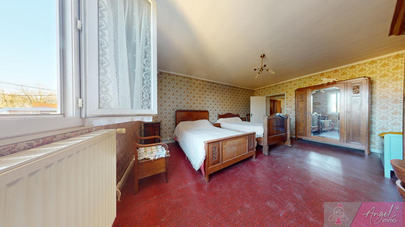 Maison de village - 94 m² - 5 pièces