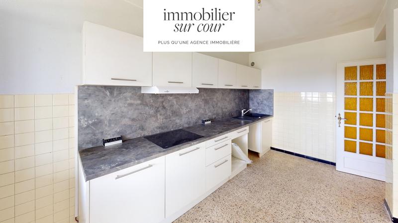 Appartement - 83 m² - 4 pièces