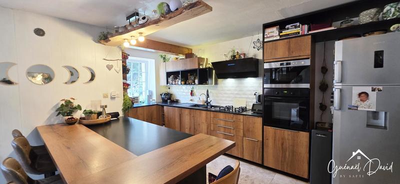 Maison - 128 m² - 7 pièces