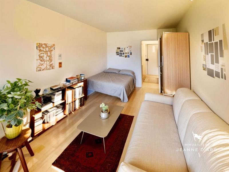 Studio - 24 m² - 2 pièces