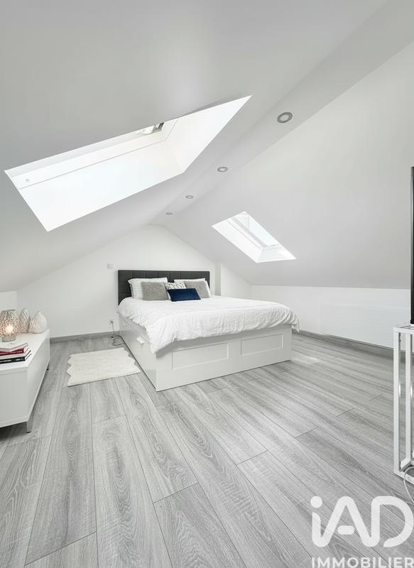 Maison - 120 m² - 7 pièces