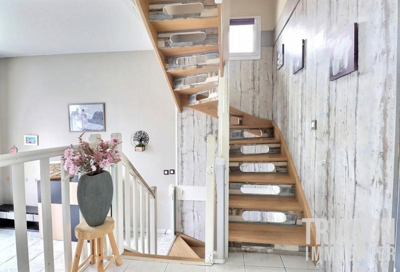 Maison - 81 m² - 5 pièces