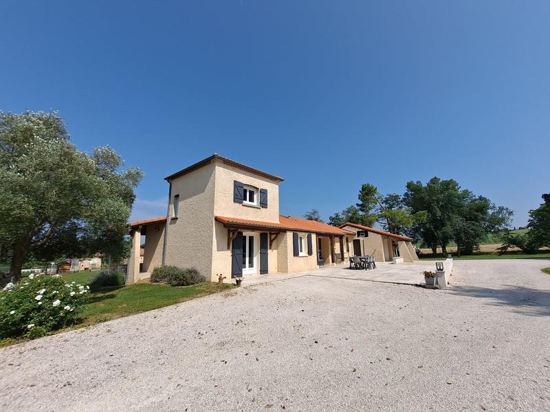 Maison - 136 m² - 6 pièces