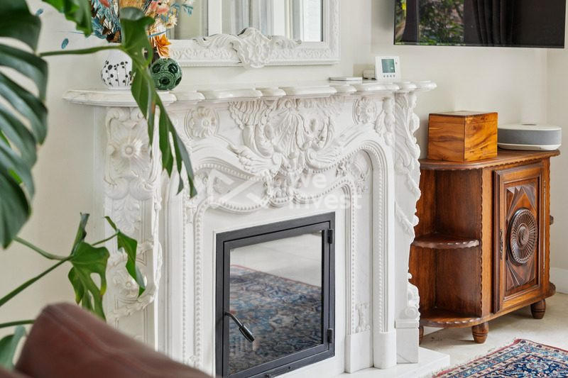 Maison - 266 m² - 10 pièces