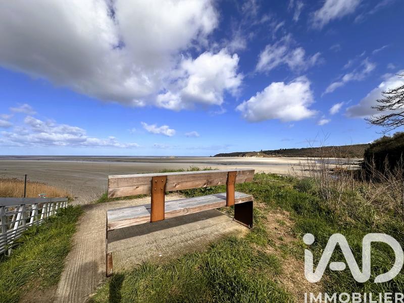 Maison - 210 m² - 7 pièces