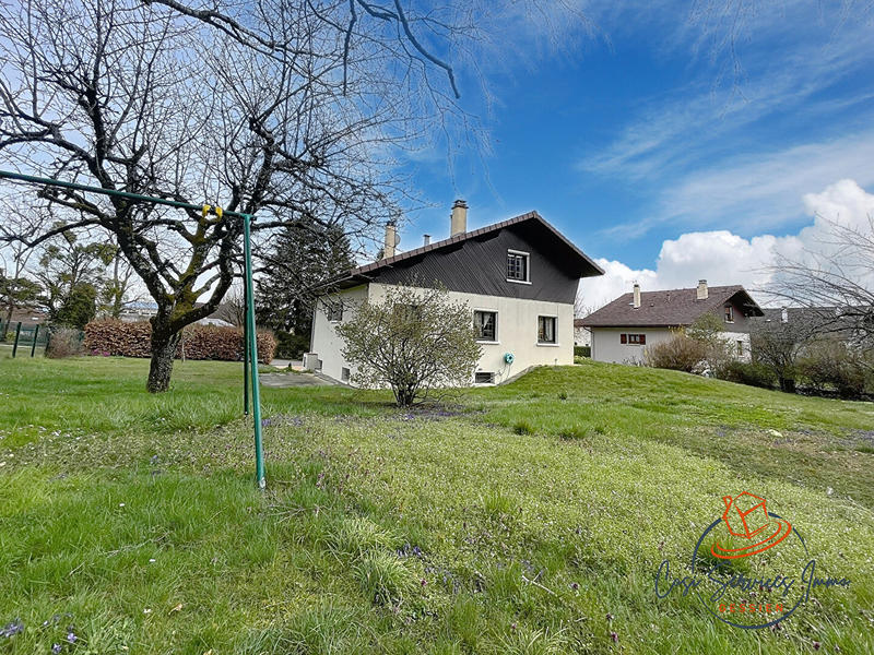 Maison - 110 m² - 6 pièces