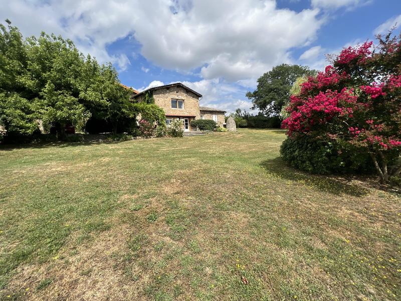 Maison ancienne - 316 m² - 9 pièces