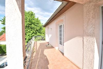 Maison - 97 m² - 5 pièces