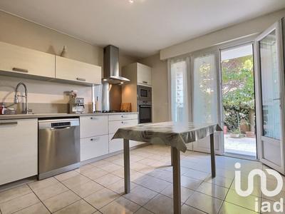 Appartement - 98 m² - 4 pièces