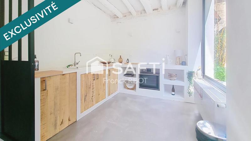 Maison - 283 m² - 10 pièces