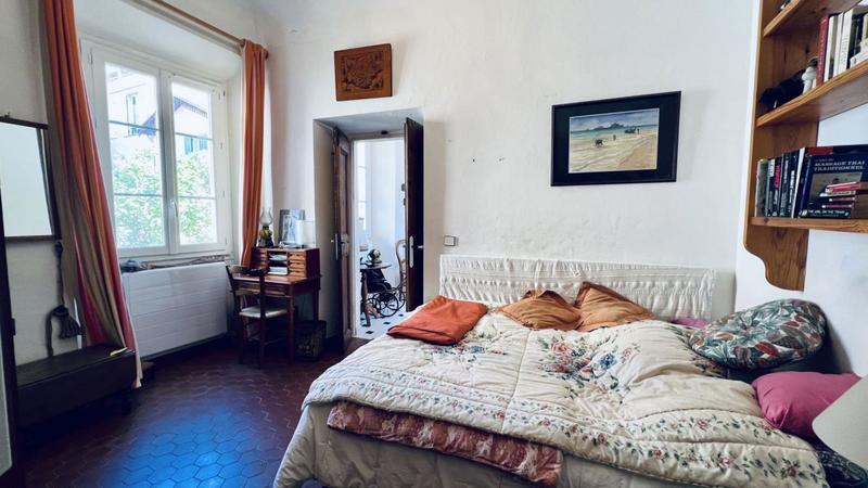 Appartement - 80 m² - 3 pièces