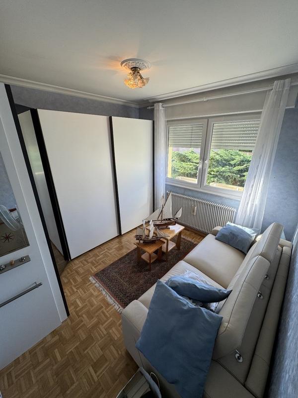 Maison - 137 m² - 7 pièces