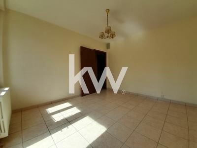 Appartement - 80 m² - 3 pièces