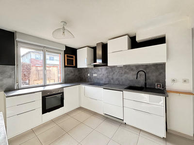 Maison - 82 m² - 4 pièces