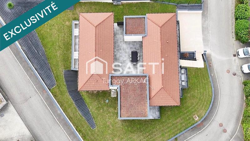 Maison - 140 m² - 5 pièces